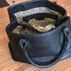 Beautiful Marc b London hand bag